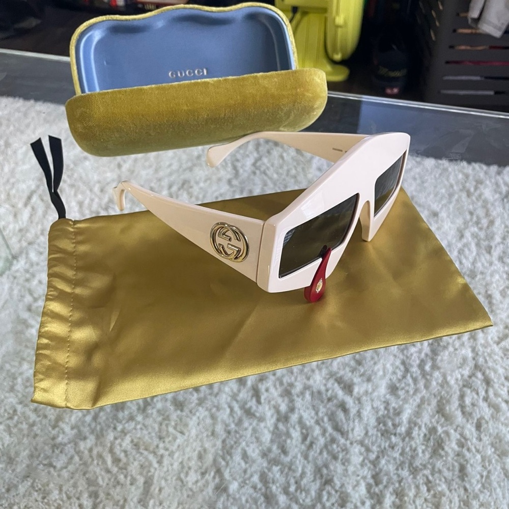 Gucci sunglasses